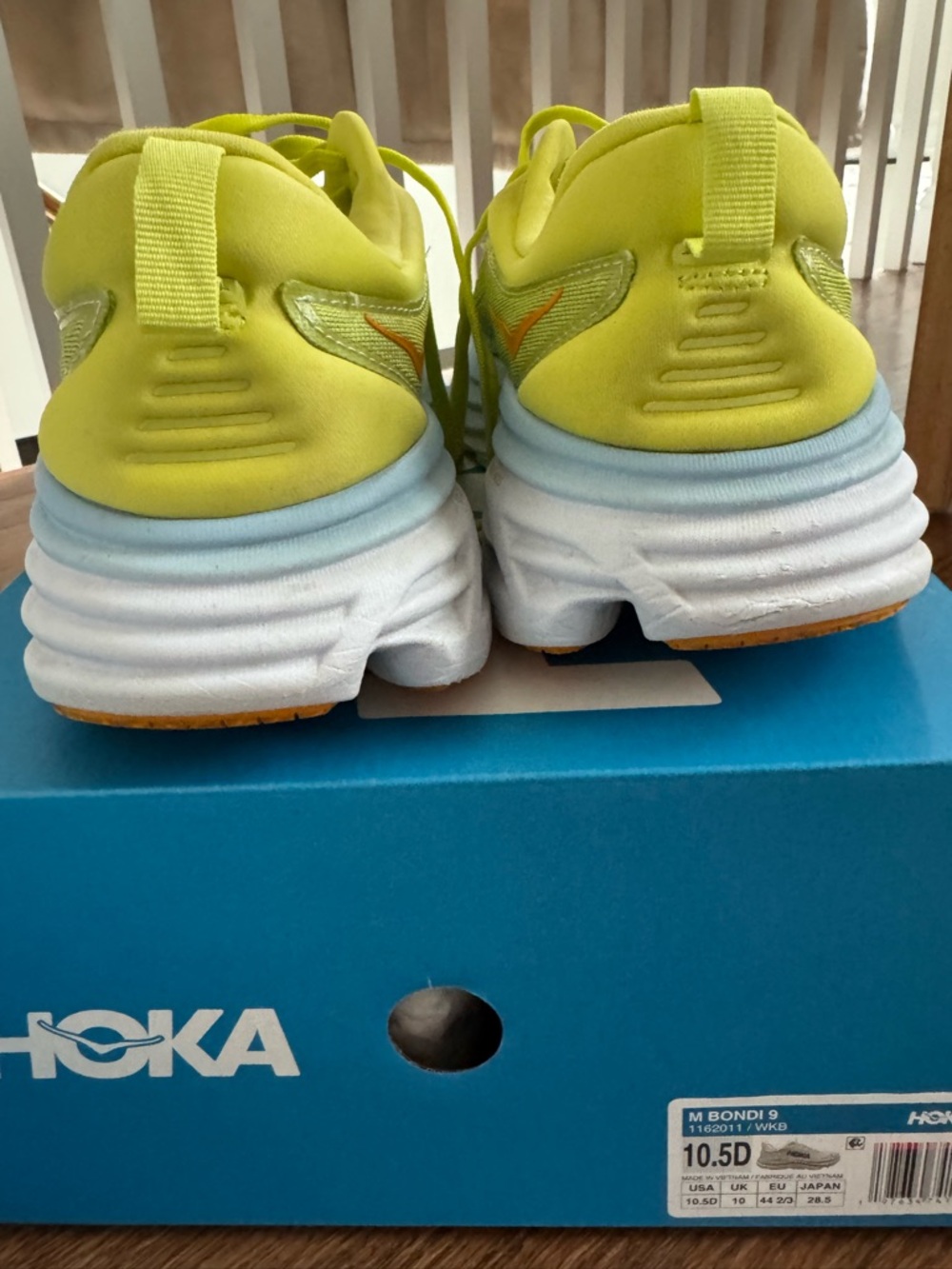 Hoka Bondi 8 - Picture 3 of 5